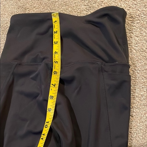 MPG Black Activewear Leggings with Side Pockets - Picture 7 of 9